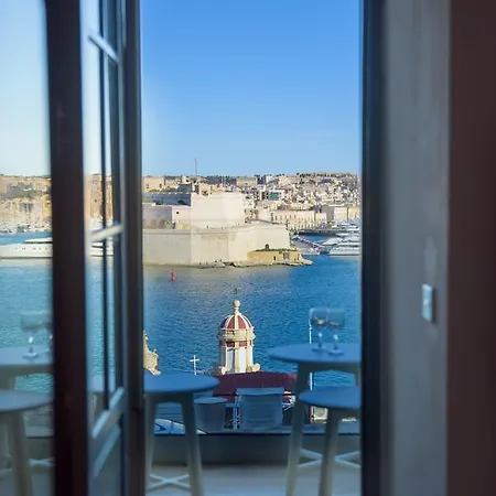Capital City - Sea View Βαλέτα